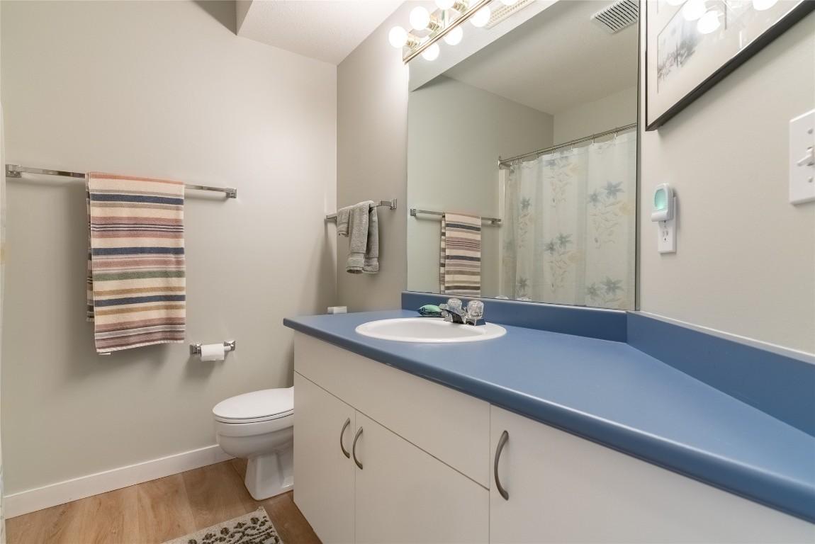 42-1750 Mckinley Court, Kamloops, BC - Indoor Photo Showing Bathroom