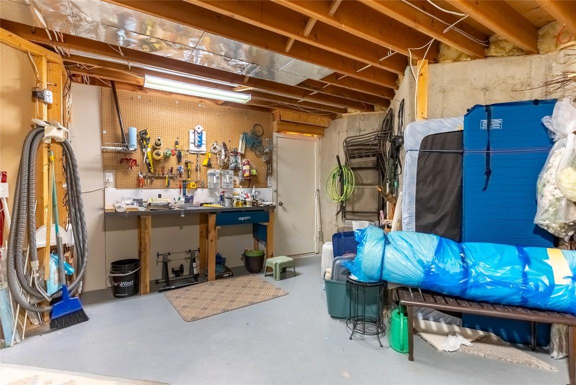 42-1750 Mckinley Court, Kamloops, BC - Indoor Photo Showing Basement