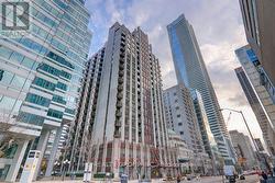 412 - 85 BLOOR STREET E Toronto, ON M4W 3Y1