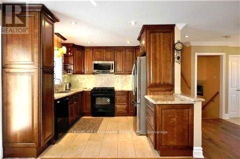 44 Sir Bedevere Place, Markham, ON - Indoor Photo Showing Kitchen