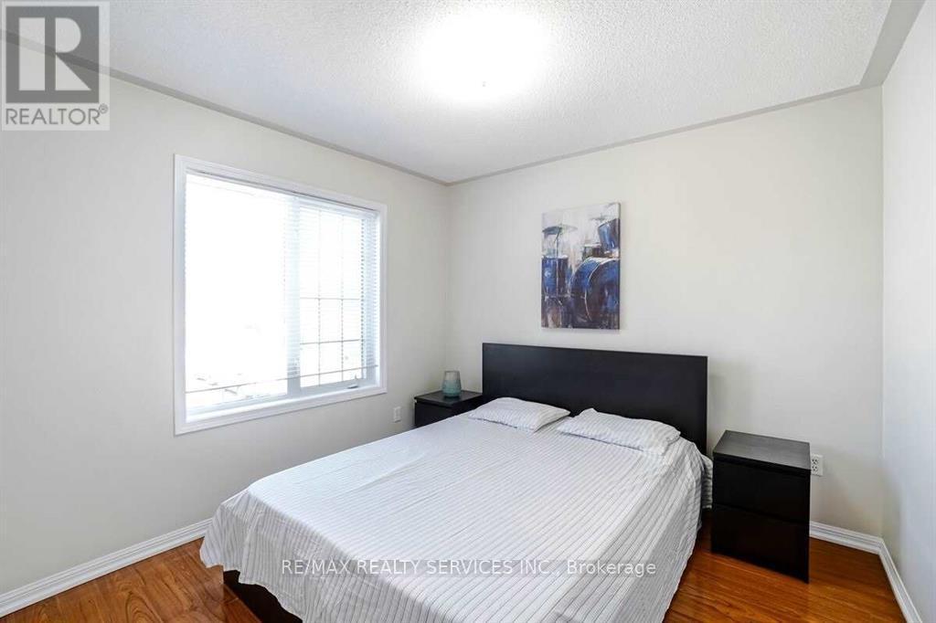 65 Tianalee Crescent, Brampton, ON - Indoor Photo Showing Bedroom