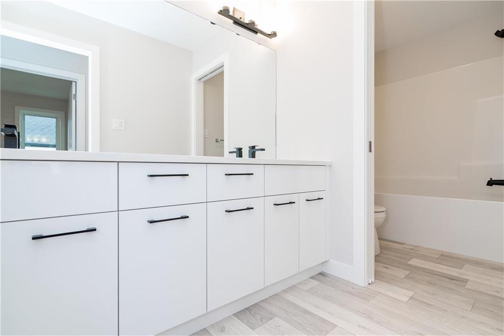 33 Crocus Lane, West St Paul, MB - Indoor Photo Showing Bathroom