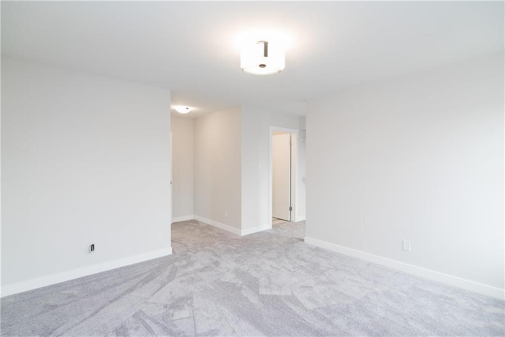 33 Crocus Lane, West St Paul, MB - Indoor Photo Showing Other Room