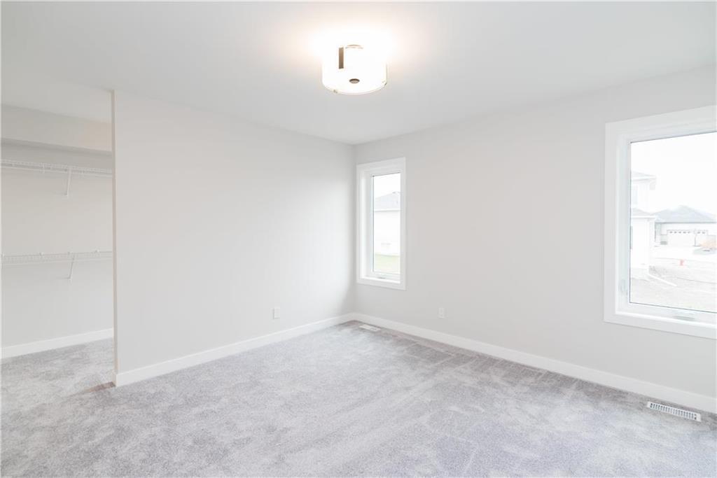 33 Crocus Lane, West St Paul, MB - Indoor Photo Showing Other Room