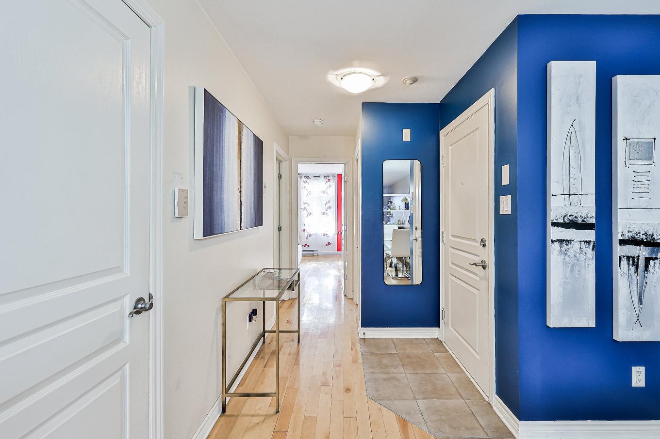 Passageway - 2-575 Rue Préfontaine, Montréal (Mercier/Hochelaga-Maisonneuve), QC - Indoor Photo Showing Other Room