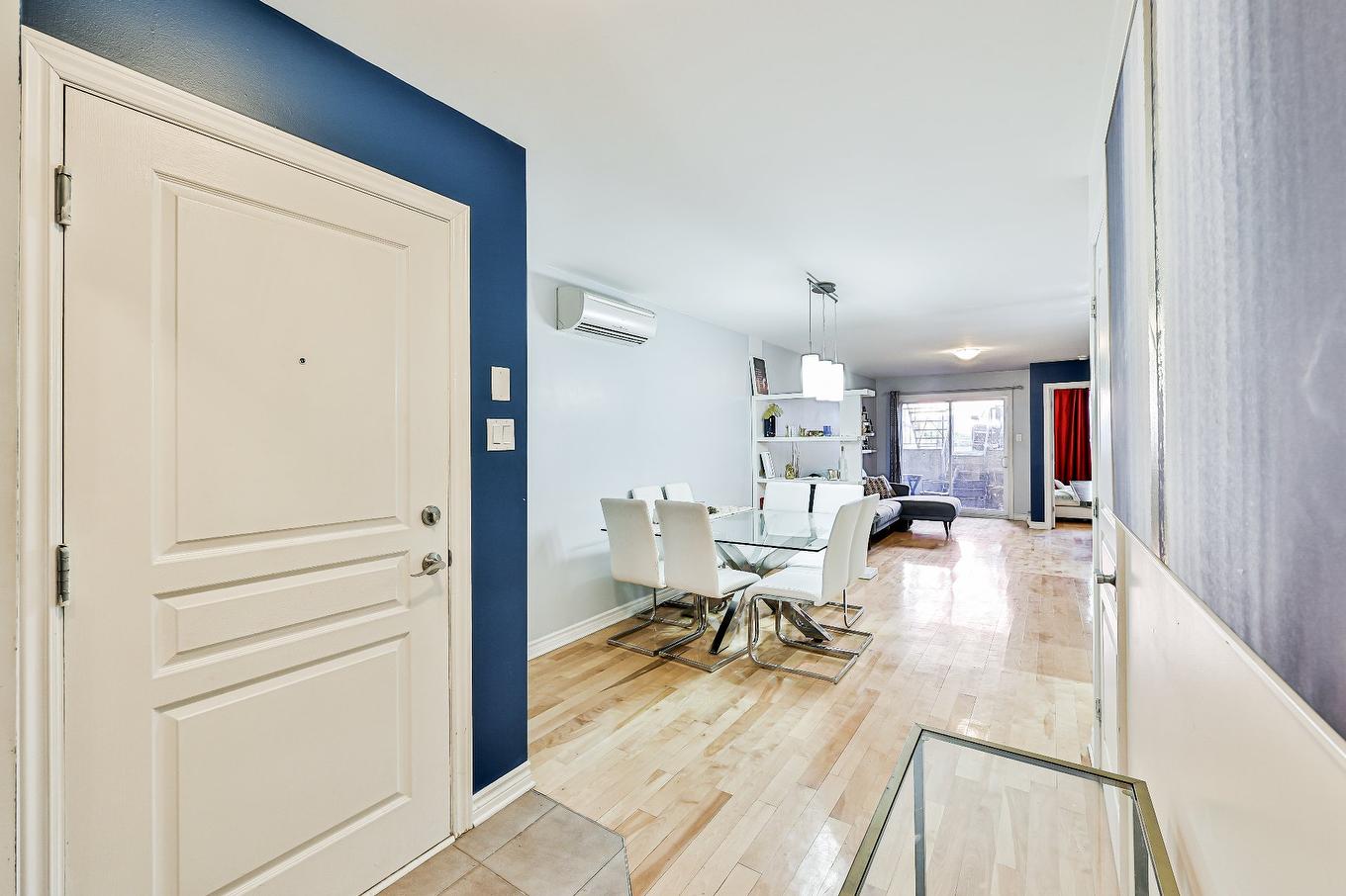 Hall - 2-575 Rue Préfontaine, Montréal (Mercier/Hochelaga-Maisonneuve), QC - Indoor Photo Showing Other Room