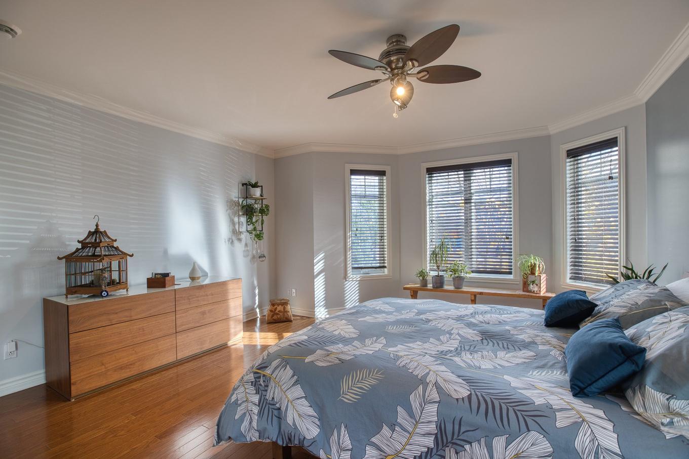 Chambre à coucher principale - A-3567 Boul. Ste-Rose, Laval (Fabreville), QC - Indoor Photo Showing Bedroom
