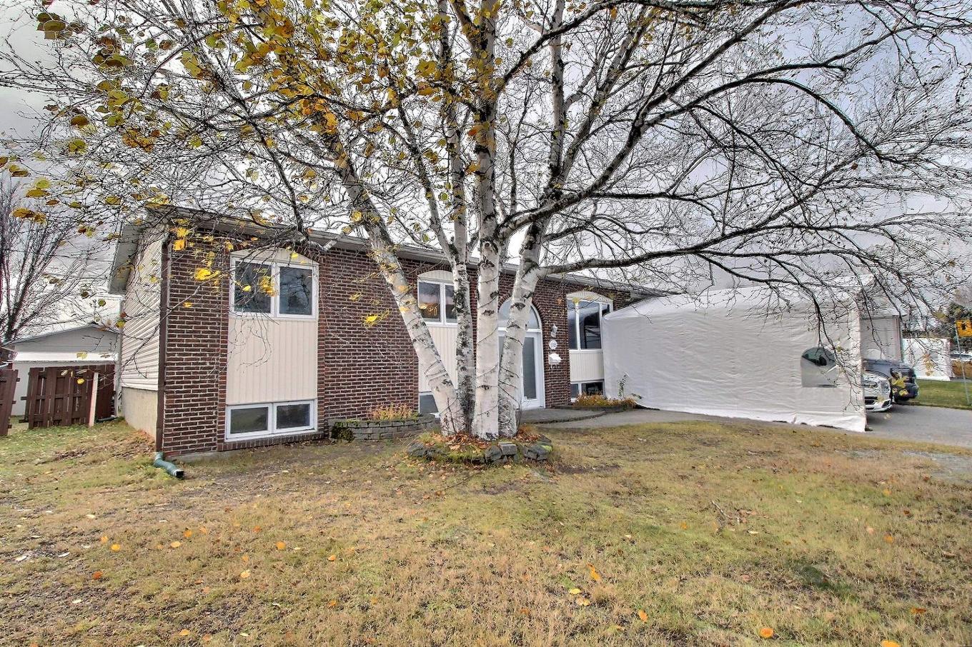 Frontage - 1725 Boul. Forest, Val-D'Or, QC - Outdoor