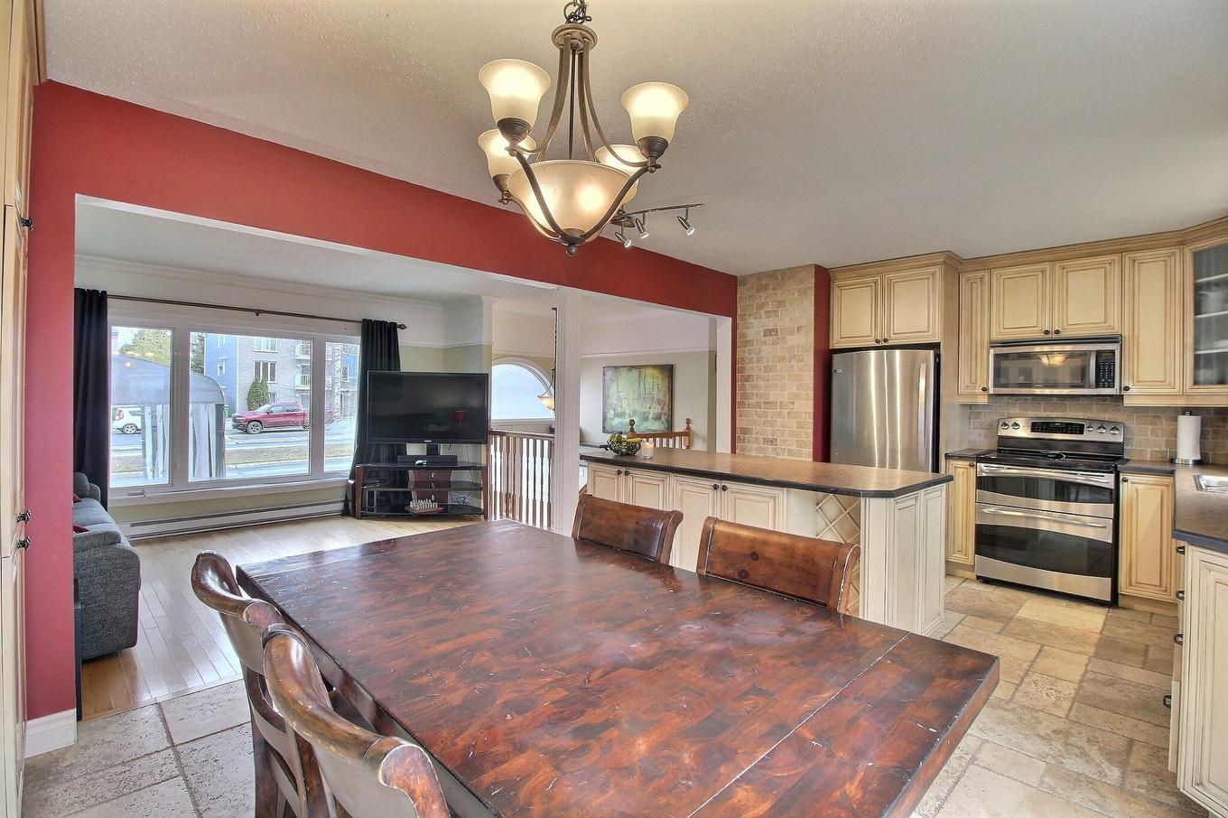 Overall view - 1725 Boul. Forest, Val-D'Or, QC - Indoor