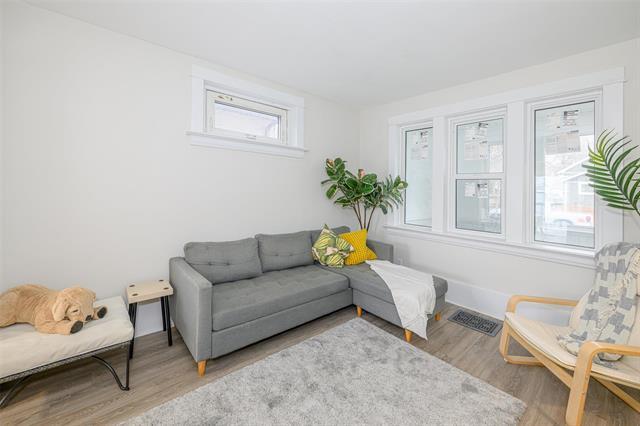 1610 Elgin Ave, Winnipeg, MB