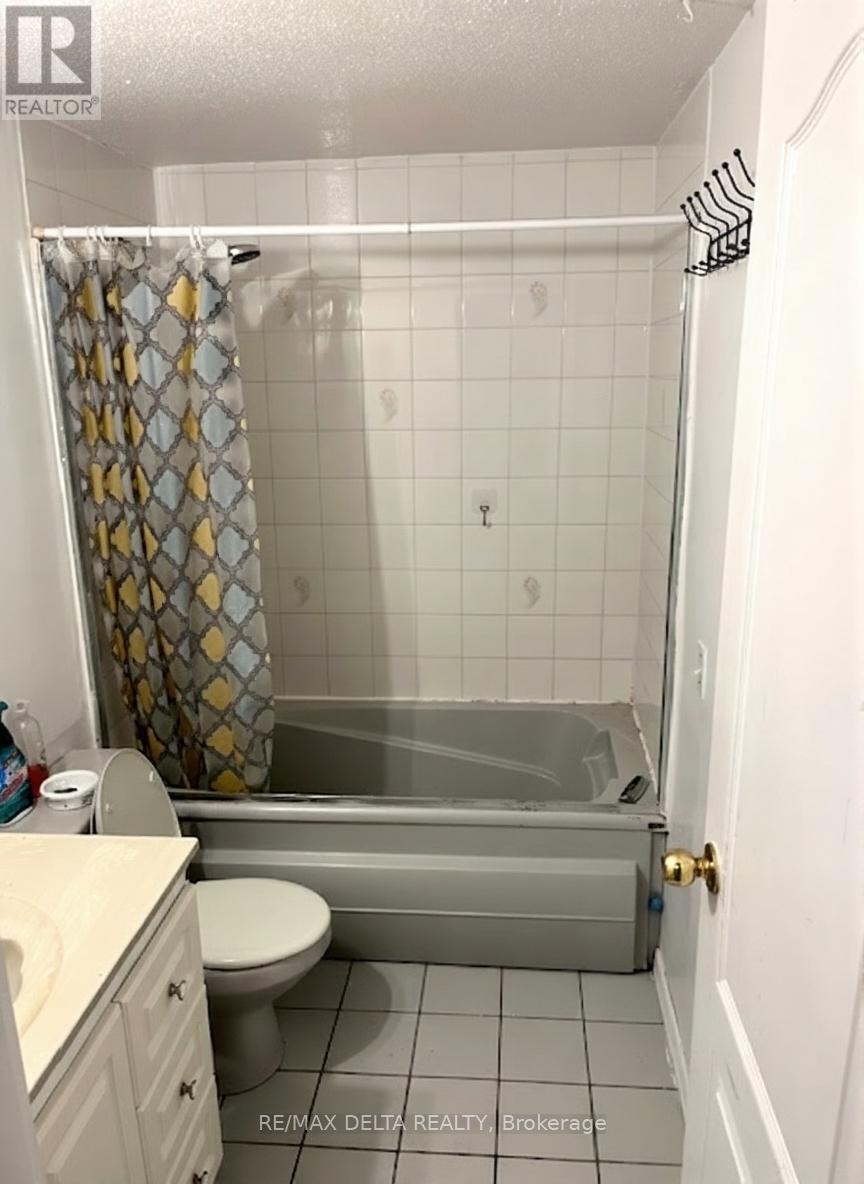 101A - 2044 Arrowsmith Drive, Ottawa, ON - Indoor Photo Showing Bathroom