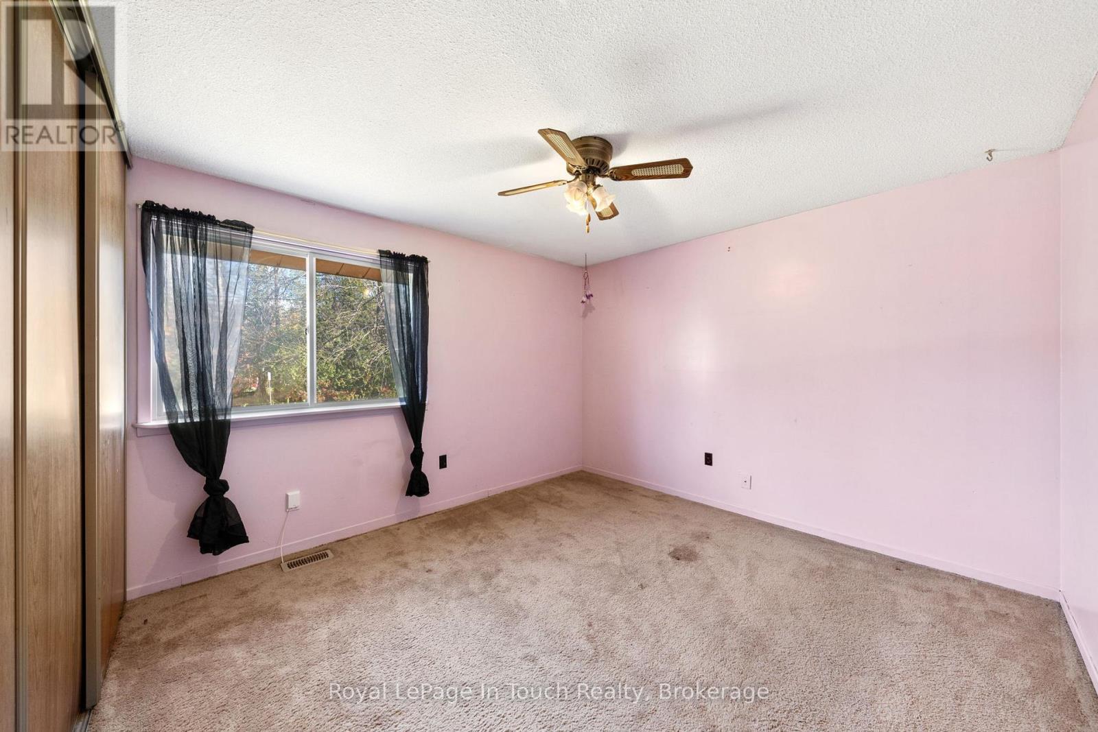 Bedroom #2 - 2 Coppercliff Crescent, Tiny, ON - Indoor Photo Showing Other Room