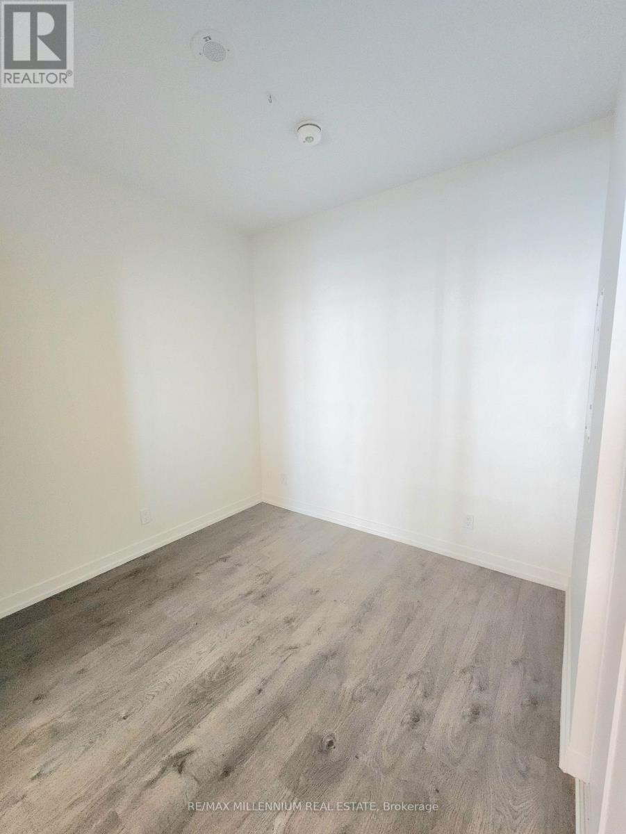 3503 - 950 Portage Parkway, Vaughan, ON - Indoor Photo Showing Other Room