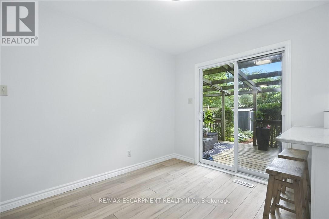 38 Locke Street S, Hamilton, ON - Indoor Photo Showing Other Room