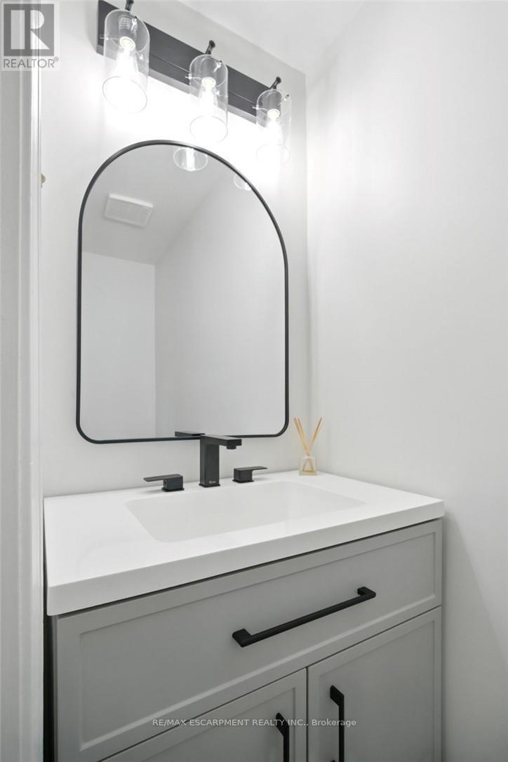 38 Locke Street S, Hamilton, ON - Indoor