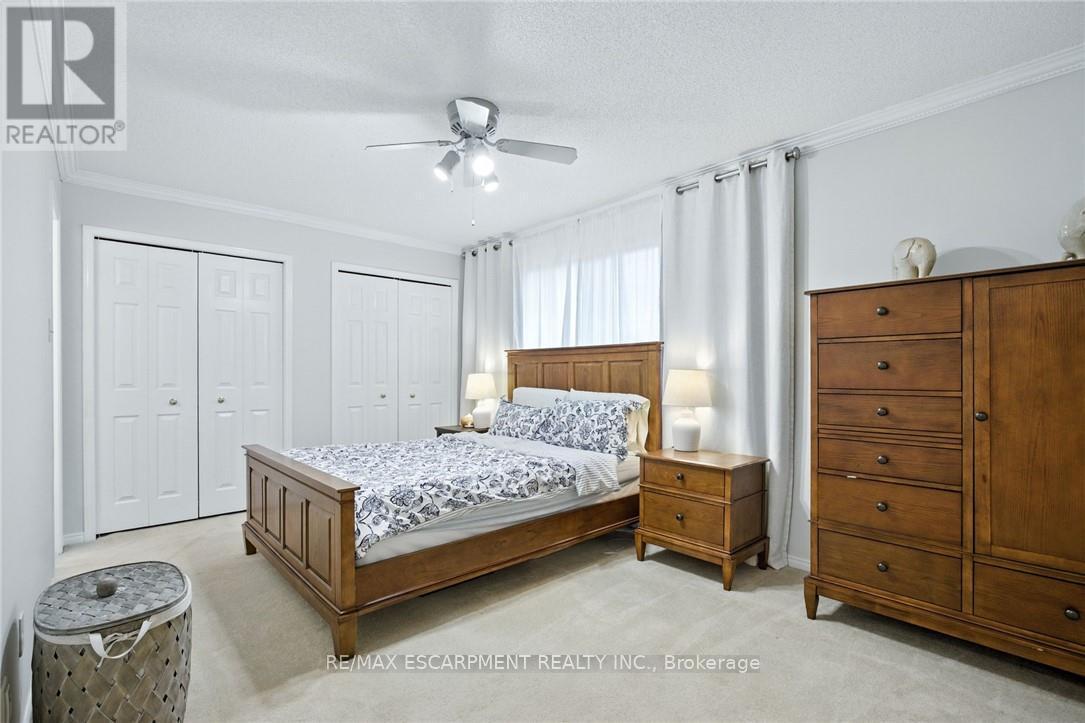 38 Locke Street S, Hamilton, ON - Indoor Photo Showing Bedroom