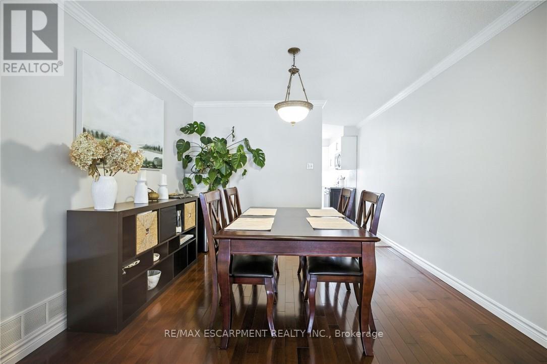 38 Locke Street S, Hamilton, ON - Indoor Photo Showing Dining Room