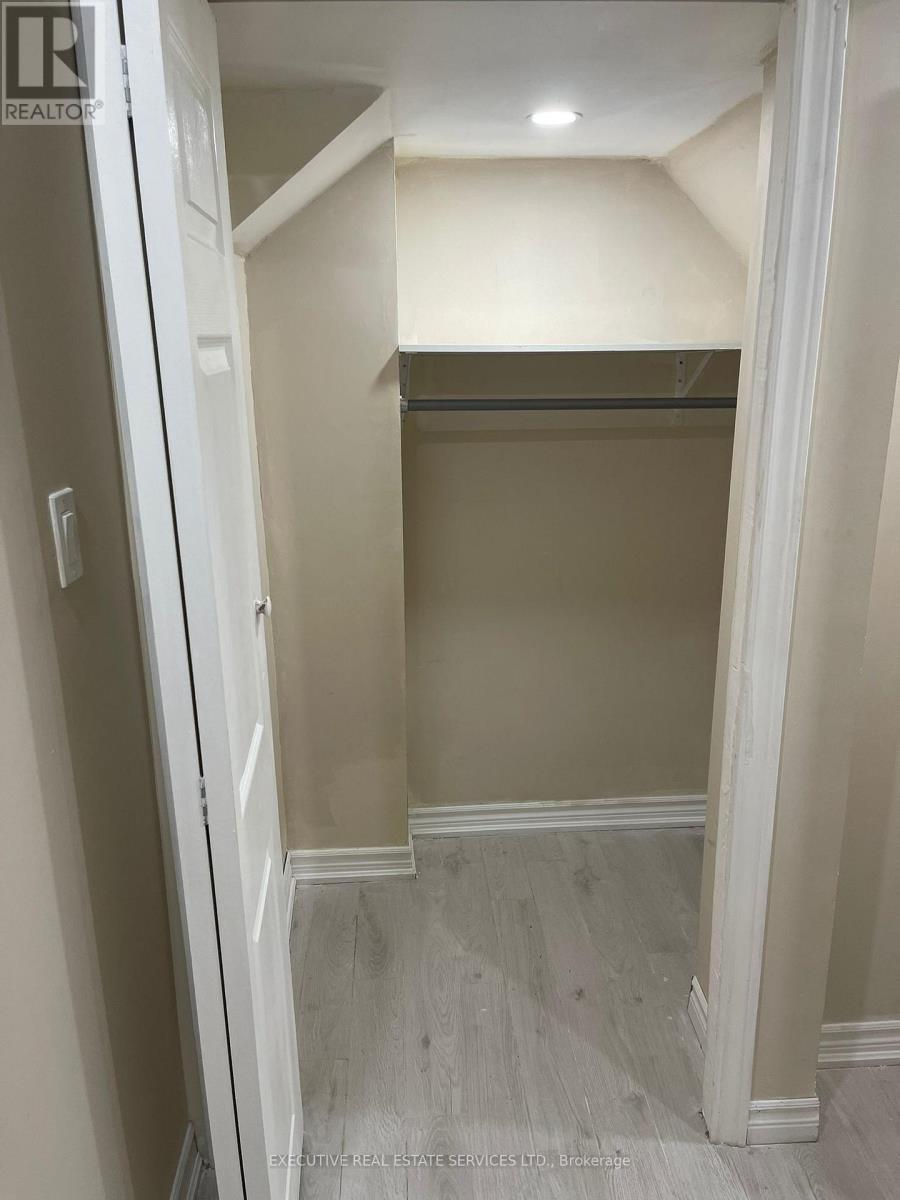 96 Yardley Crescent, Brampton, ON - Indoor