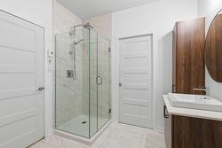 Ensuite bathroom -