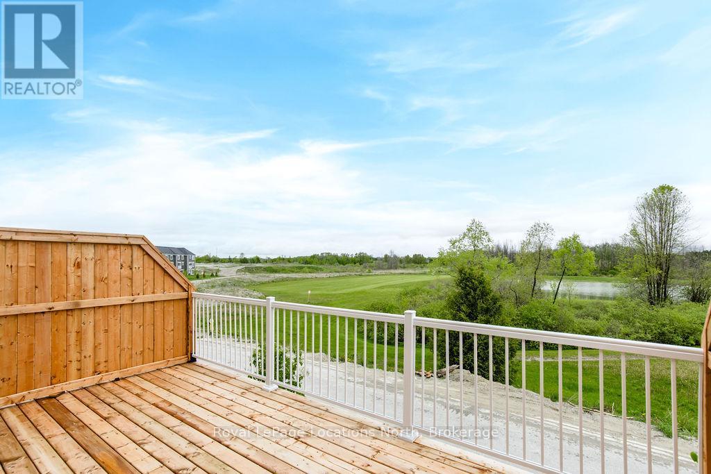 17 Sama Way, Wasaga Beach, ON - Outdoor With Deck Patio Veranda