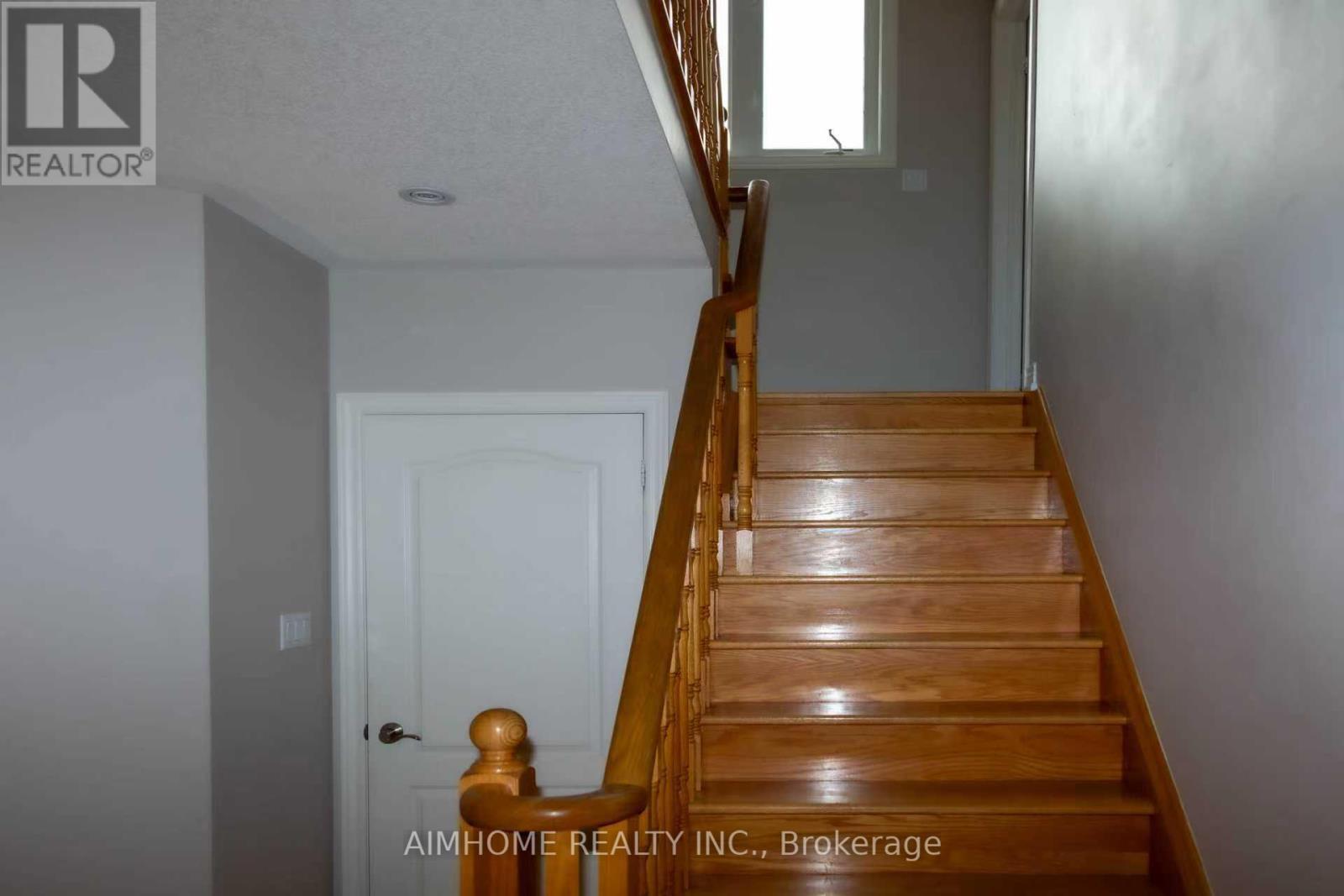 19 Durango Drive, Richmond Hill, ON - Indoor Photo Showing Other Room