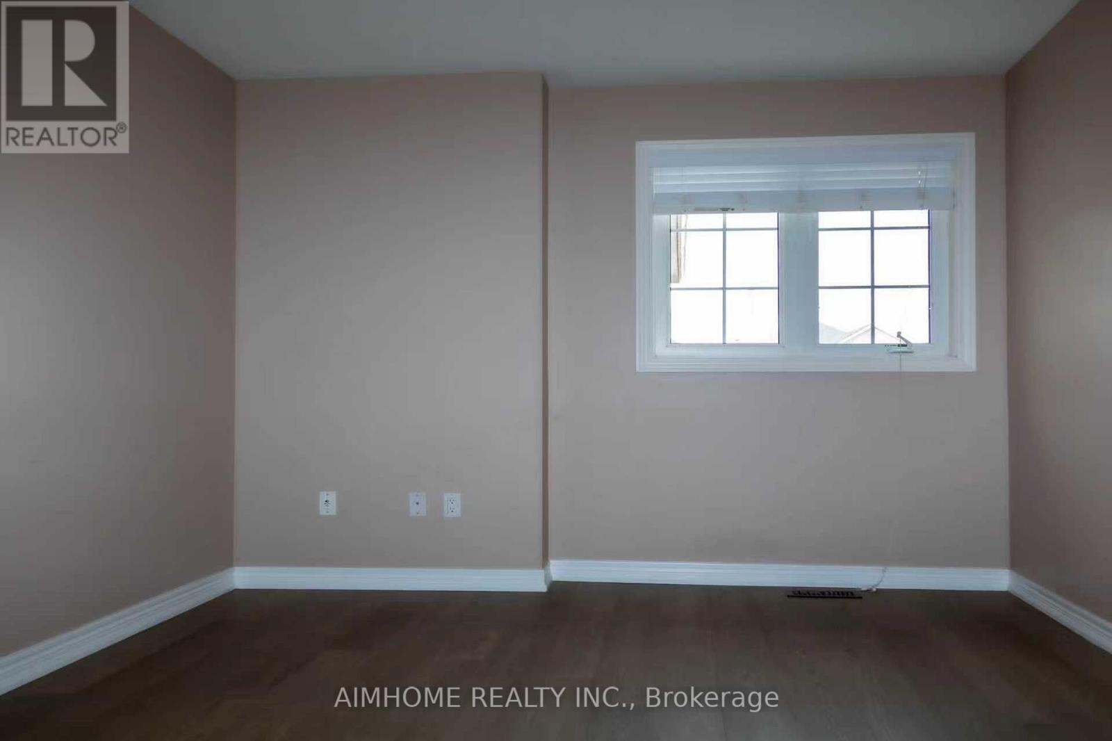 19 Durango Drive, Richmond Hill, ON - Indoor Photo Showing Other Room