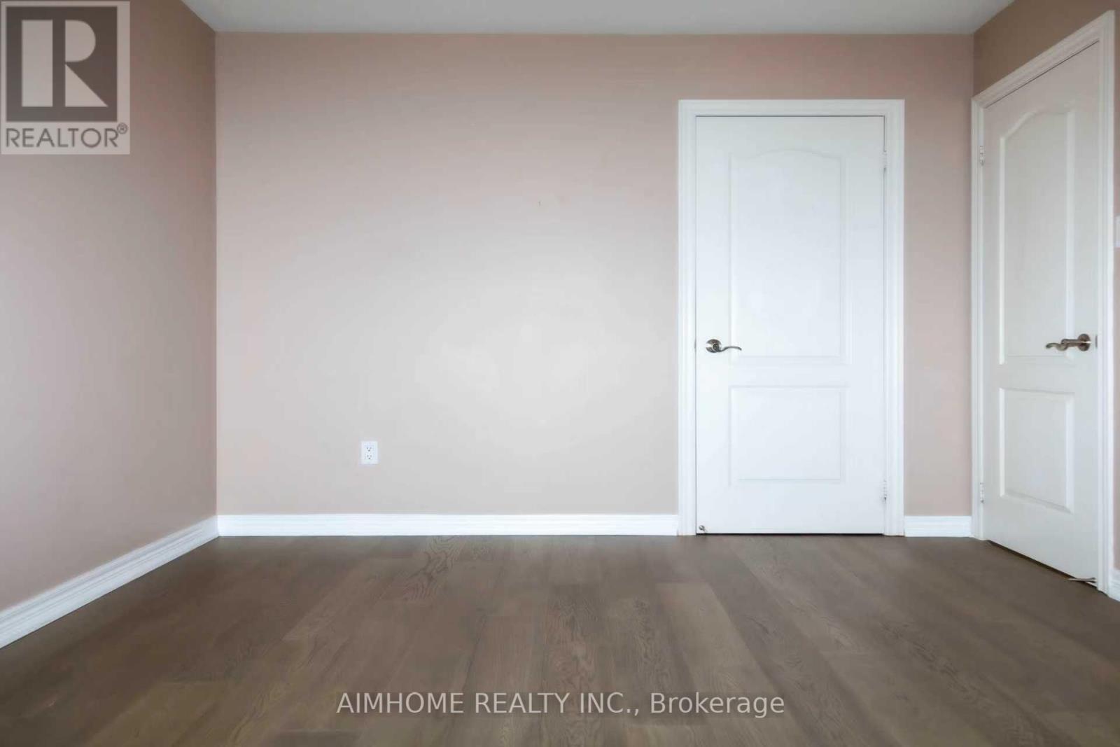 19 Durango Drive, Richmond Hill, ON - Indoor Photo Showing Other Room