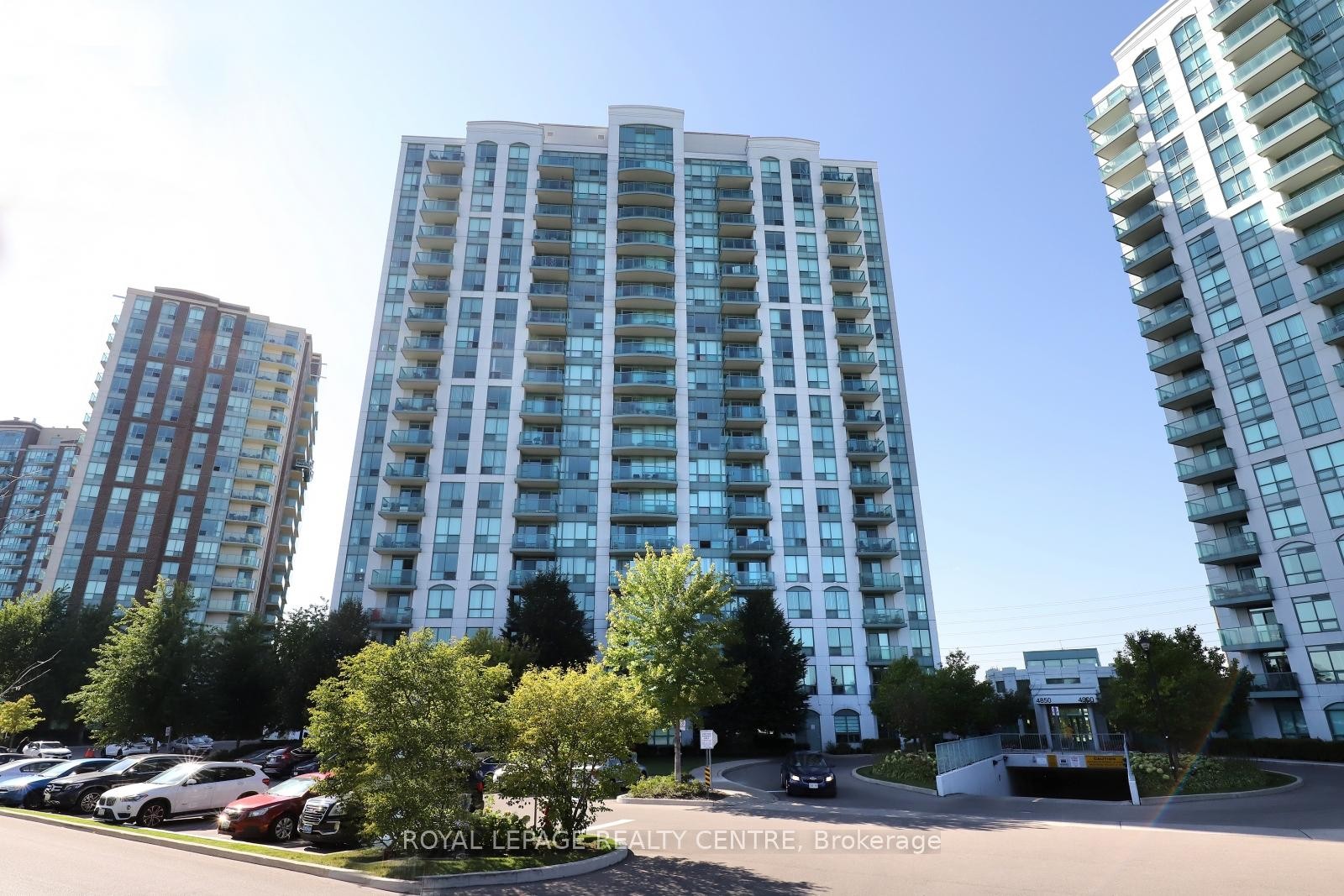 603-4850 Glen Erin Drive, Mississauga, ON - Outdoor With Balcony With Facade