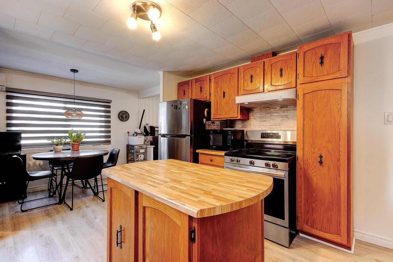 Kitchen - 6-3950 Boul. Sir-Wilfrid-Laurier, Longueuil (Saint-Hubert), QC - Indoor Photo Showing Kitchen