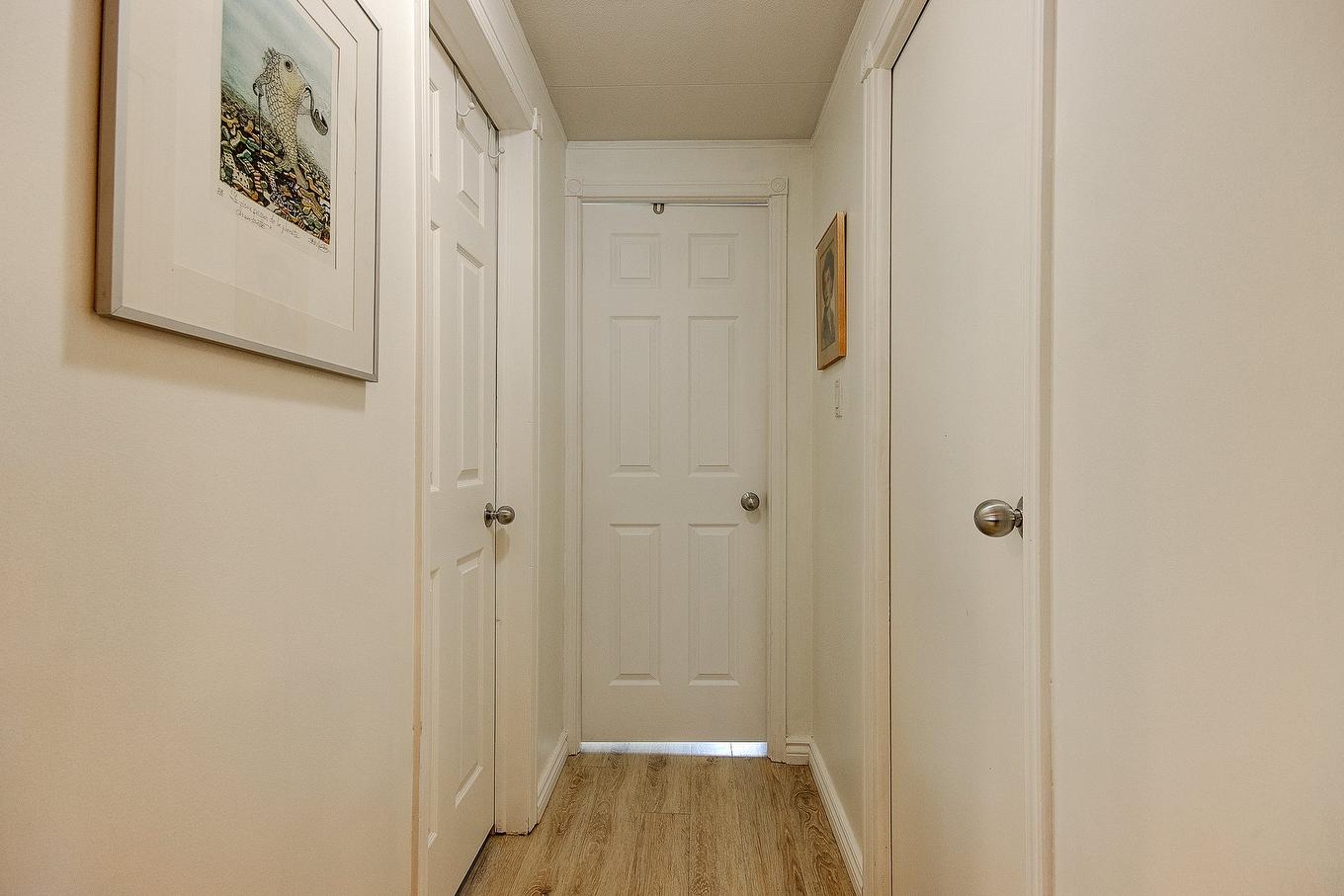 Passageway - 6-3950 Boul. Sir-Wilfrid-Laurier, Longueuil (Saint-Hubert), QC - Indoor Photo Showing Other Room