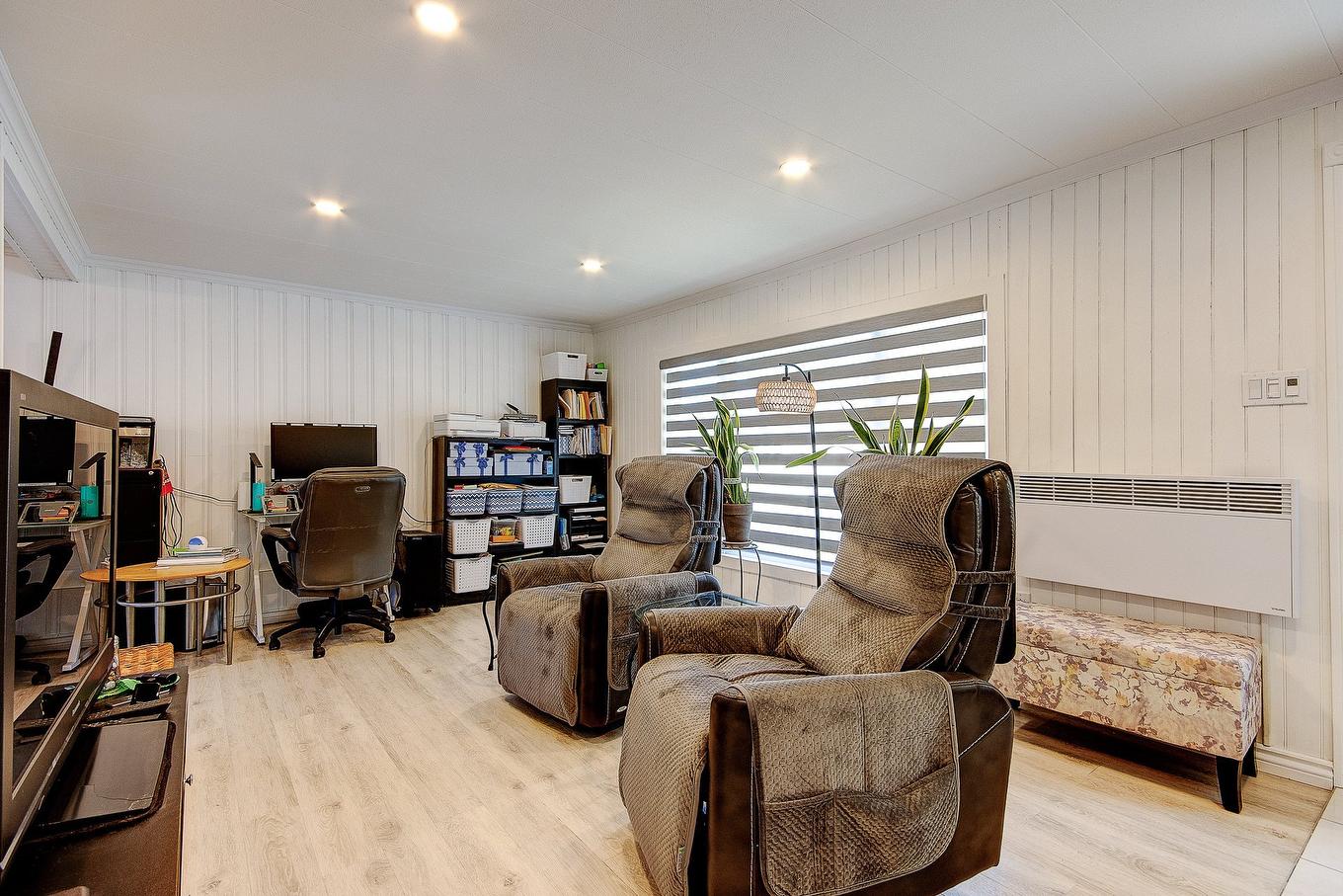 Living room - 6-3950 Boul. Sir-Wilfrid-Laurier, Longueuil (Saint-Hubert), QC - Indoor