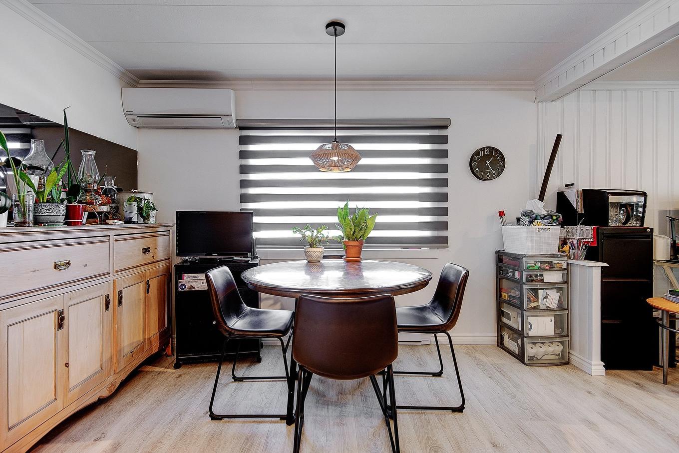 Dining room - 6-3950 Boul. Sir-Wilfrid-Laurier, Longueuil (Saint-Hubert), QC - Indoor Photo Showing Dining Room