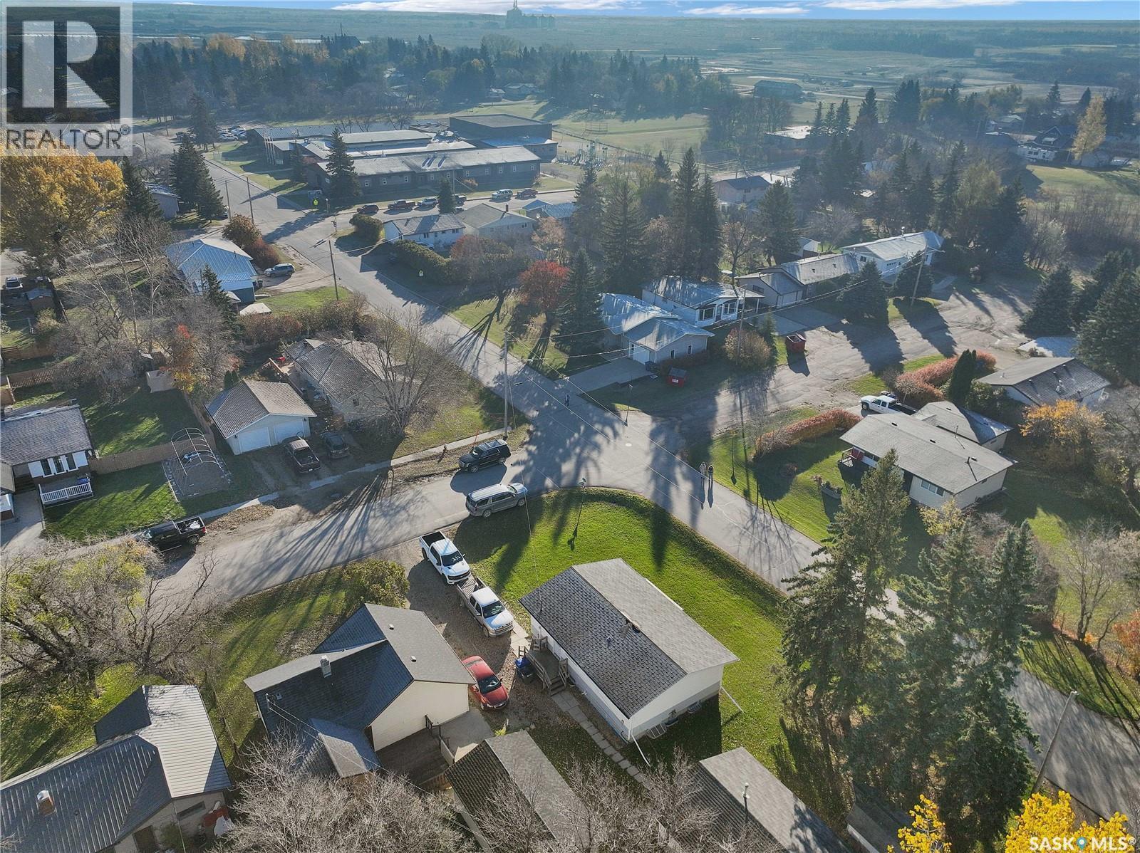 509 5Th Avenue, Whitewood, SK - Outdoor With View