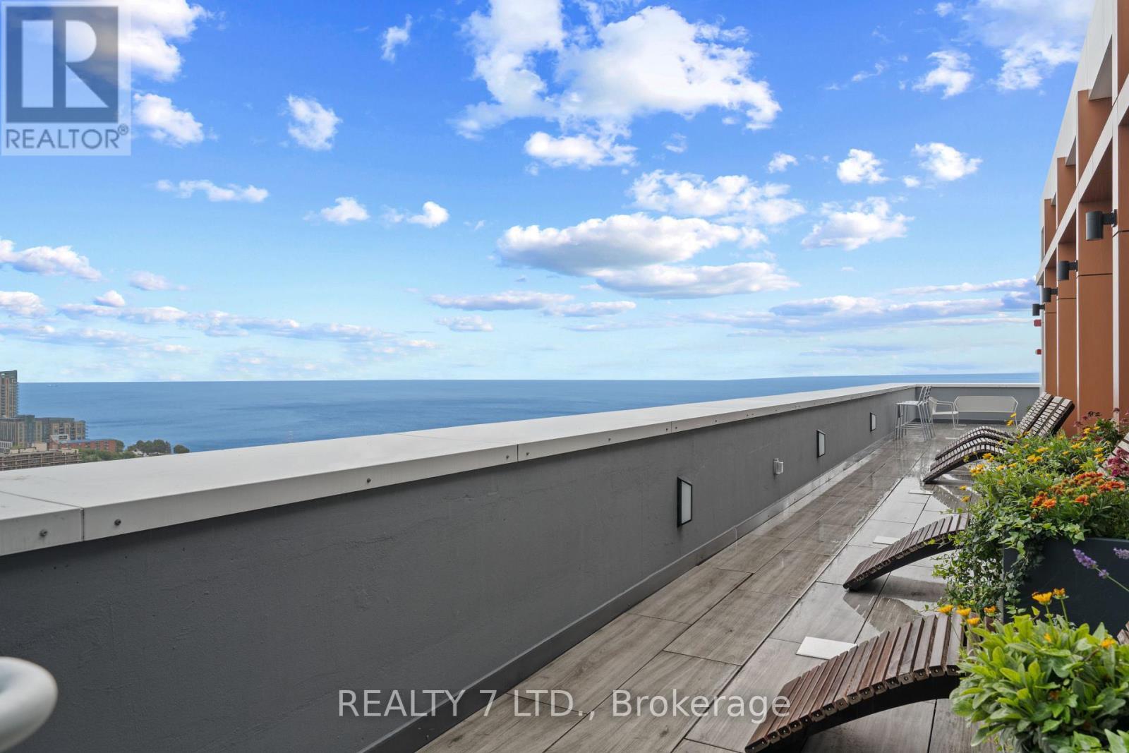 1701 - 500 Brock Avenue N, Burlington (Brant), ON - Outdoor With Body Of Water With View