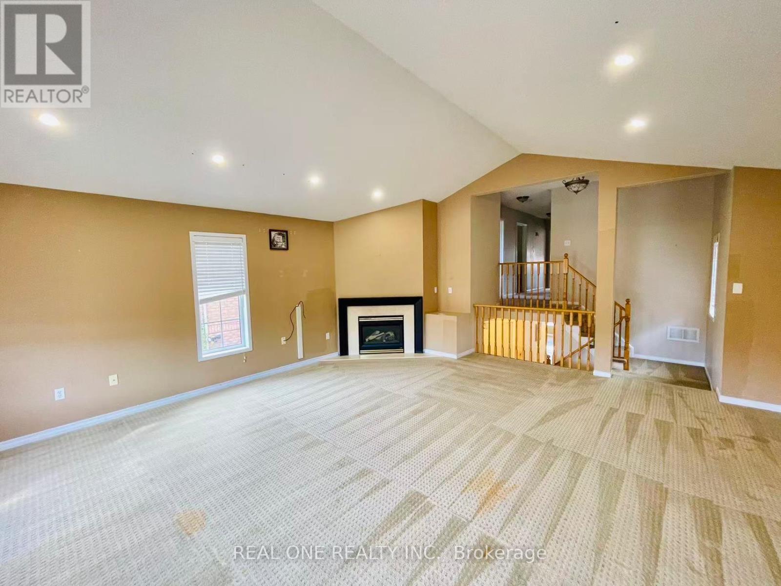 5316 Hollypoint Avenue, Mississauga, ON - Indoor With Fireplace
