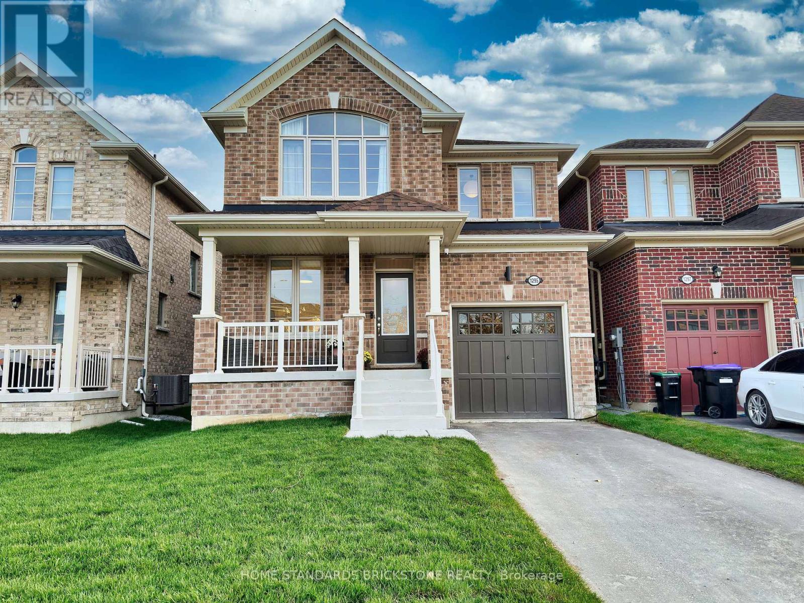 1295 Davis Loop, Innisfil, ON - Outdoor With Deck Patio Veranda With Facade