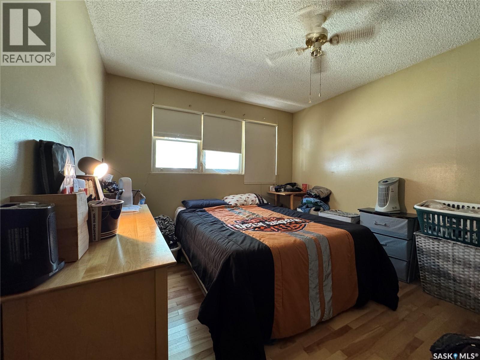 168 Smith Street, Regina, SK - Indoor Photo Showing Bedroom