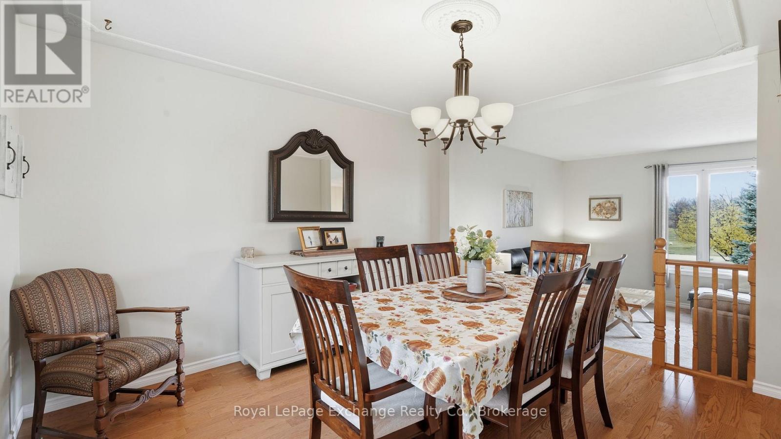 2295 12Th Concession, Huron-Kinloss, ON - Indoor Photo Showing Dining Room