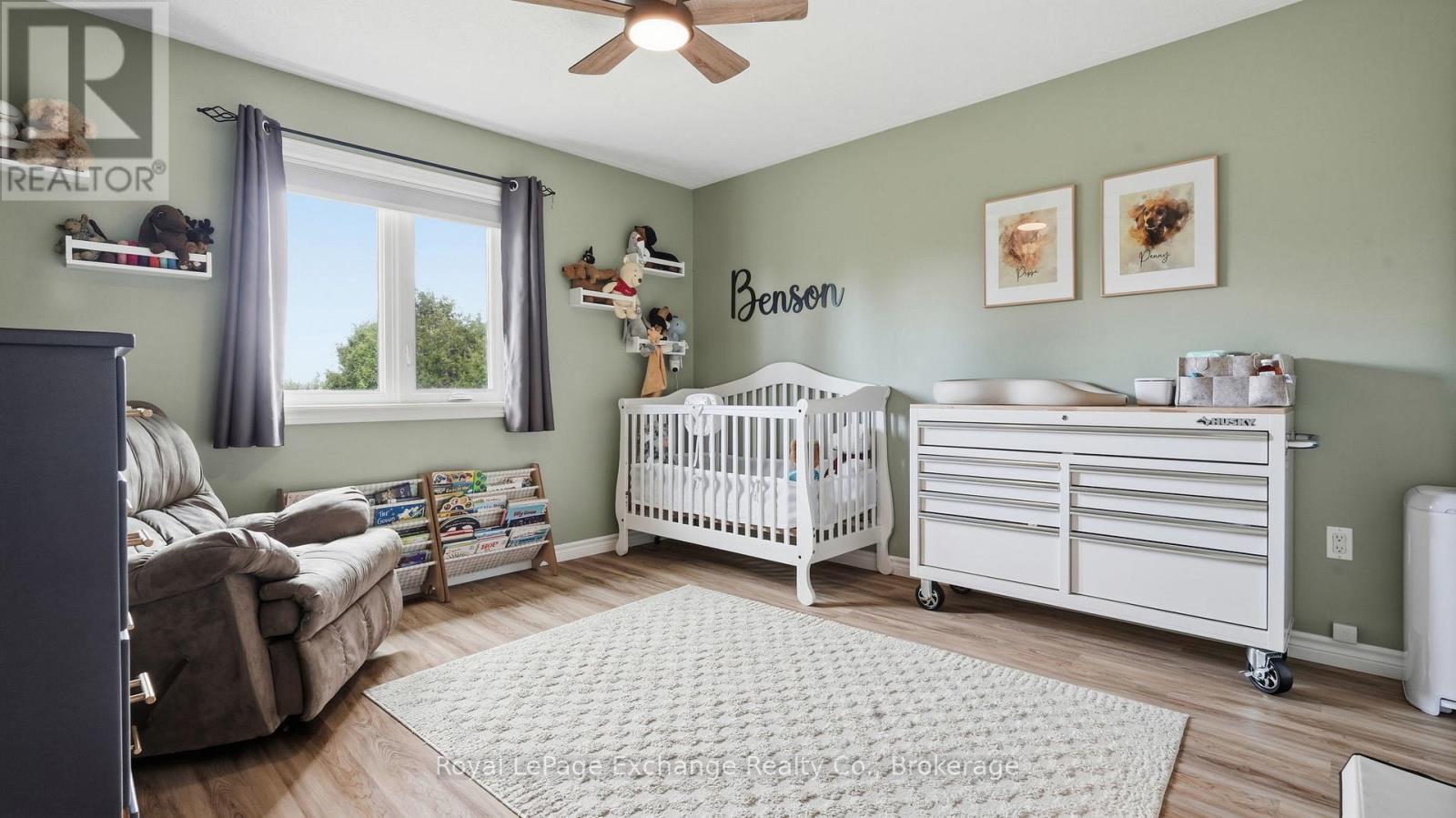 2295 12Th Concession, Huron-Kinloss, ON - Indoor Photo Showing Bedroom