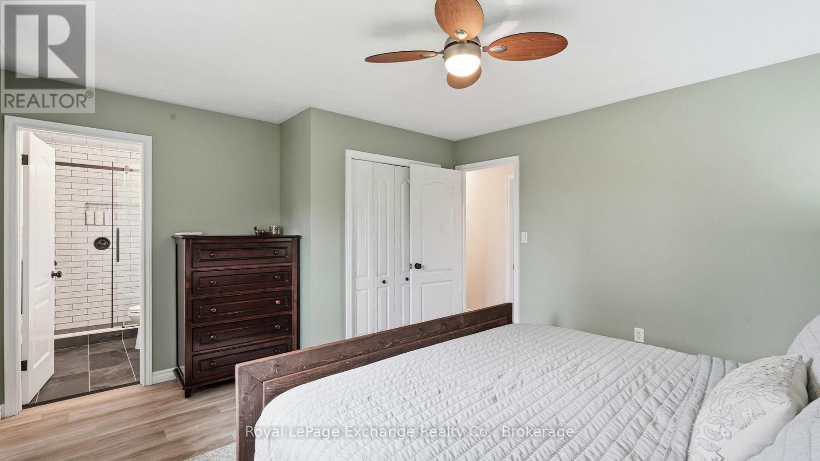 2295 12Th Concession, Huron-Kinloss, ON - Indoor Photo Showing Bedroom