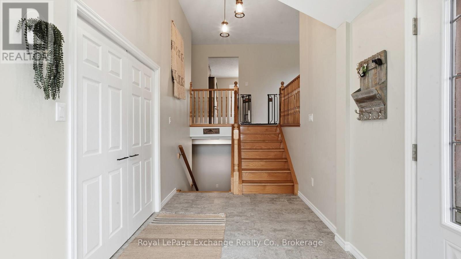 2295 12Th Concession, Huron-Kinloss, ON - Indoor Photo Showing Other Room