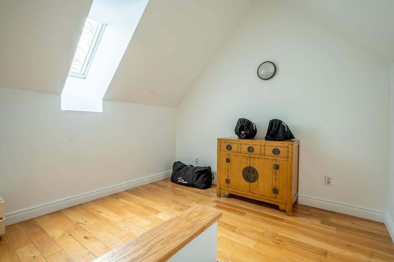 Mezzanine - 103-280 Ch. Des Grappes, Piedmont, QC - Indoor