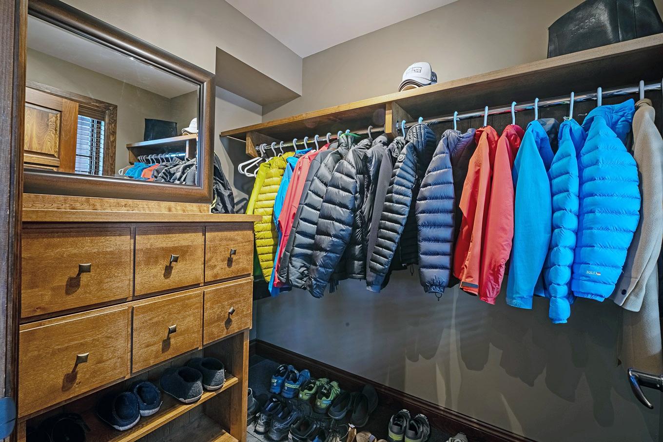 Hall - 1835 Rue De La Forêt, Sainte-Adèle, QC - Indoor With Storage