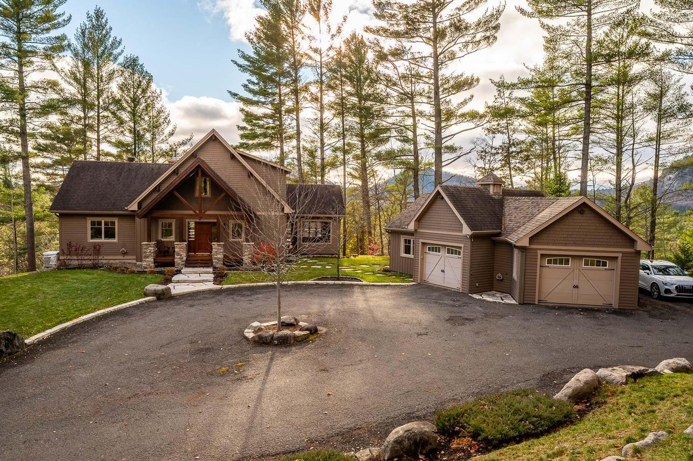 Overall view - 1835 Rue De La Forêt, Sainte-Adèle, QC - Outdoor With Deck Patio Veranda