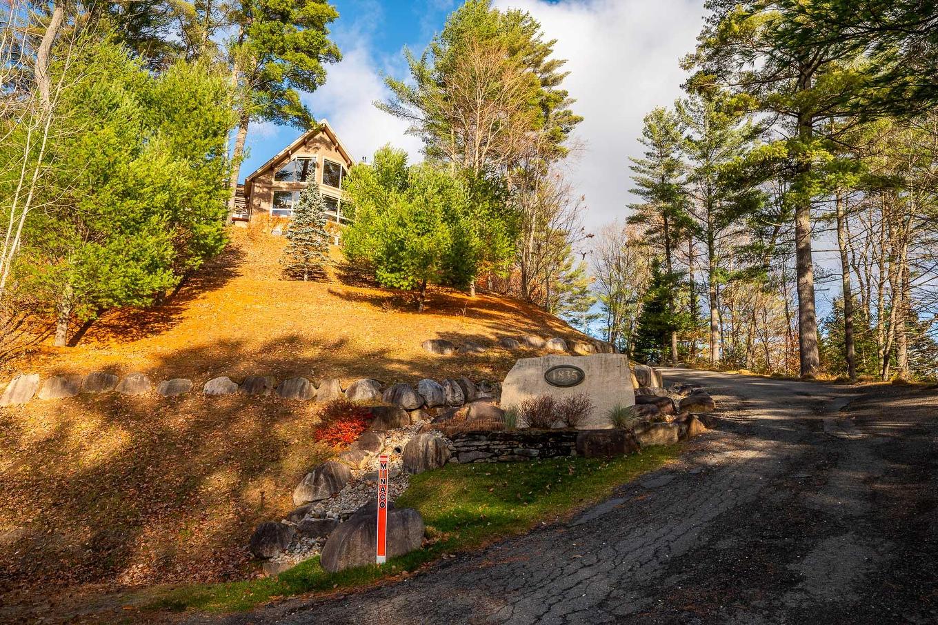 Back facade - 1835 Rue De La Forêt, Sainte-Adèle, QC - Outdoor With View