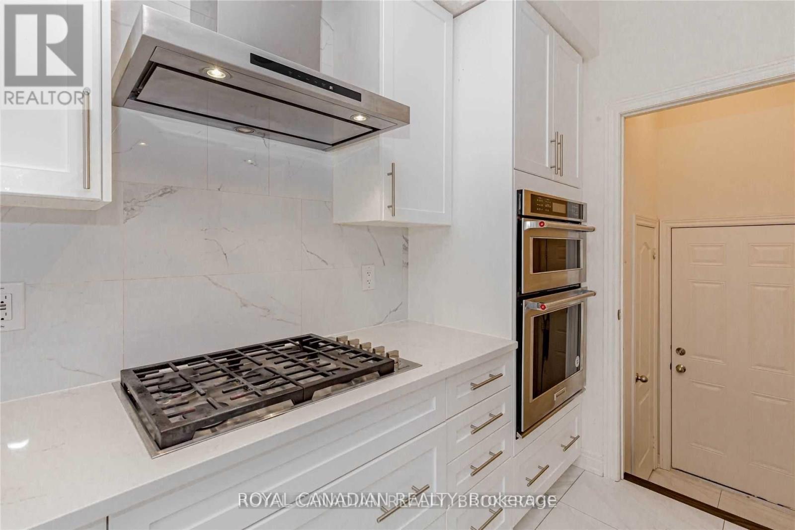 3919 Tufgar Crescent, Burlington, ON - Indoor Photo Showing Kitchen