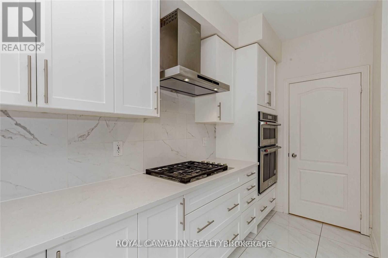 3919 Tufgar Crescent, Burlington, ON - Indoor Photo Showing Kitchen