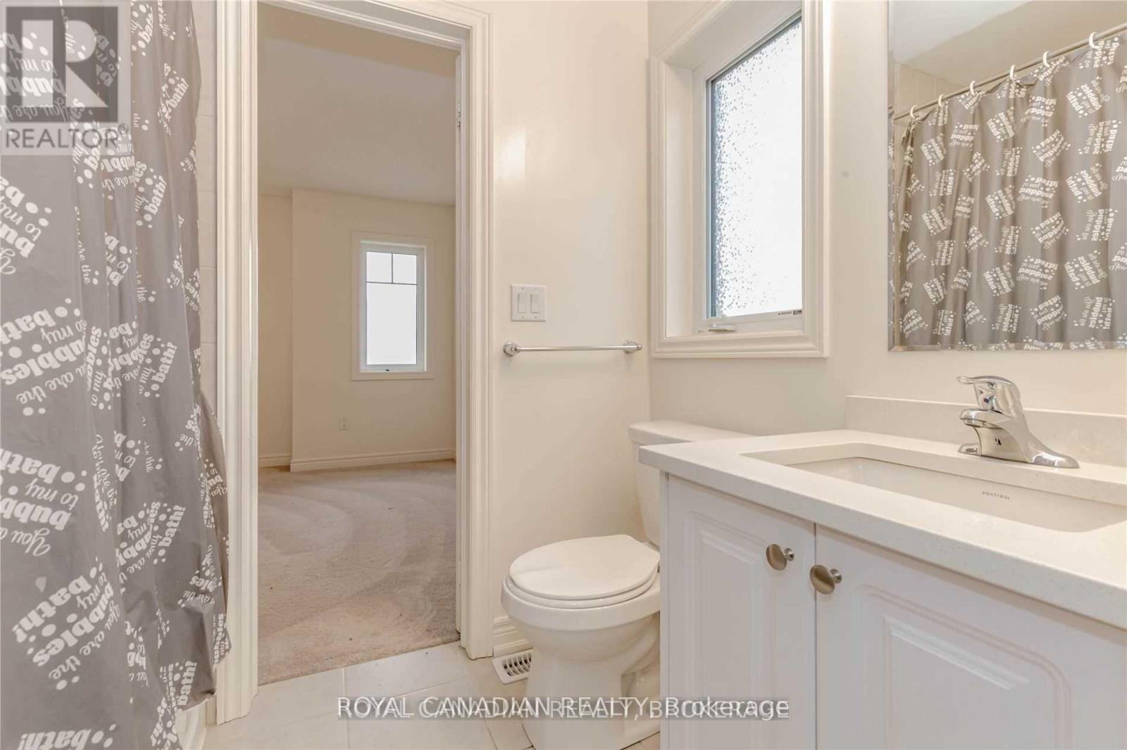 3919 Tufgar Crescent, Burlington, ON - Indoor Photo Showing Bathroom