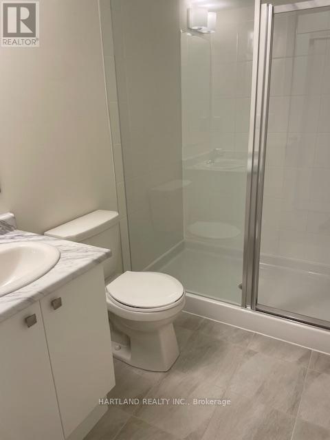 1407 - 1695 Dersan Street, Pickering, ON - Indoor Photo Showing Bathroom