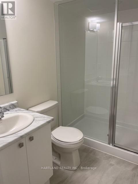 1407 - 1695 Dersan Street, Pickering, ON - Indoor Photo Showing Bathroom
